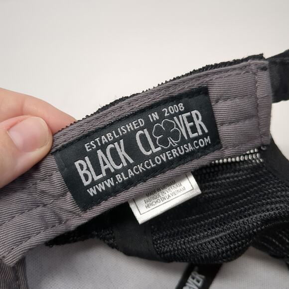Black Clover Slideback Trucker Hat Black One Size Adjustable Mesh Back 6 Panel - Picture 9 of 10
